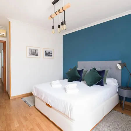 Διαμέρισμα Moderno Piso De 3 Cerca De Triana