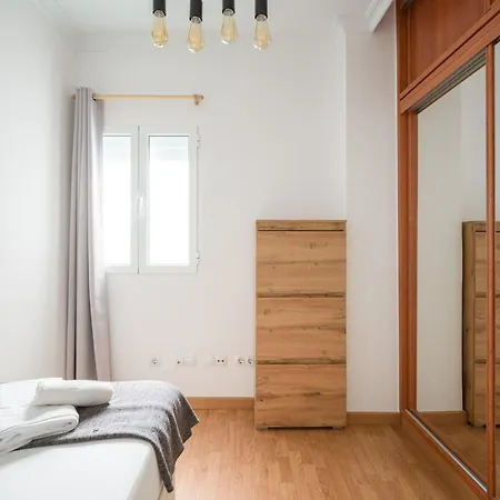 Moderno Piso De 3 Cerca De Triana